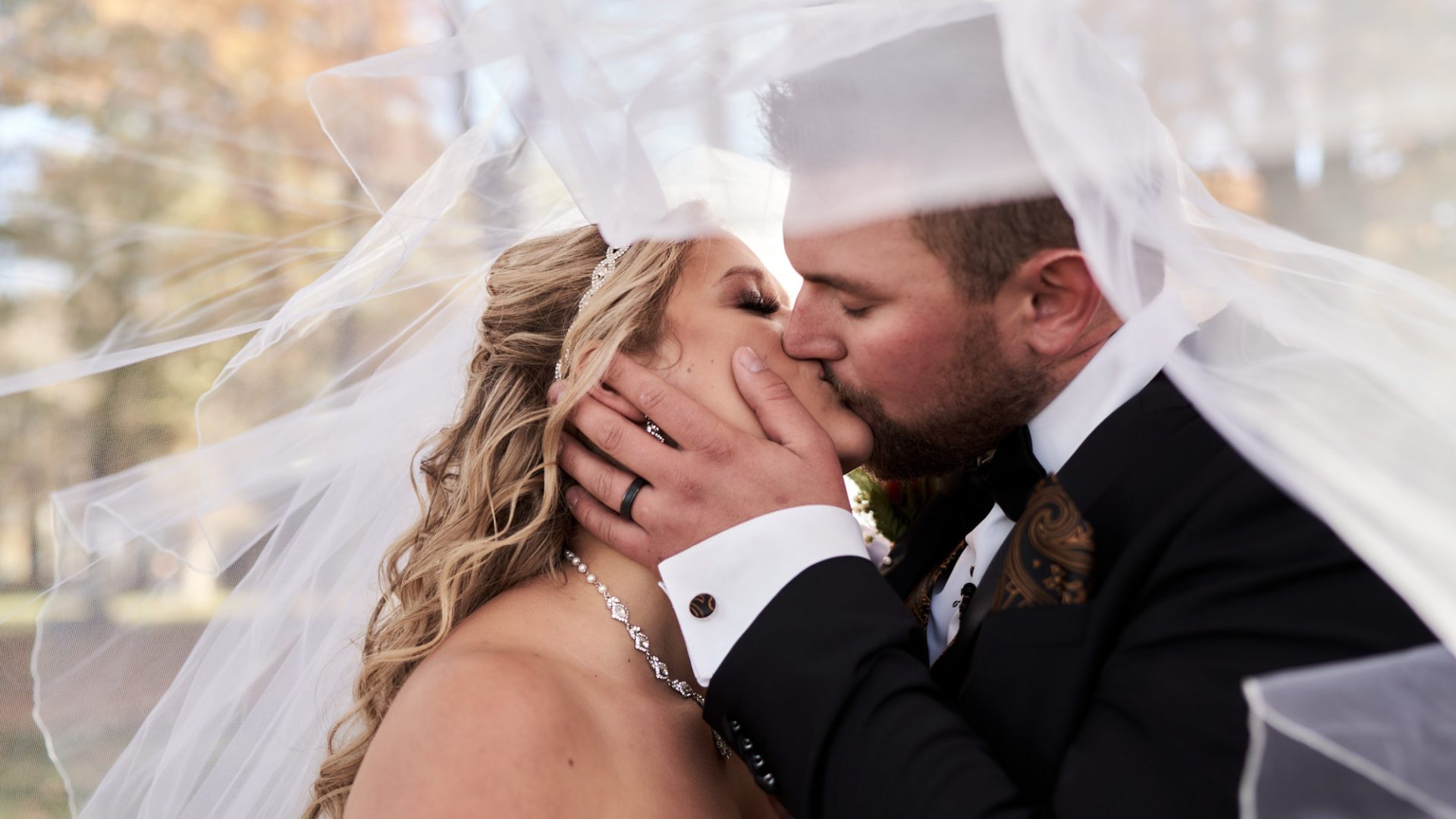 Elora & Levi wedding — romantic portrait
